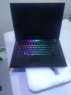 A picture of DELL LATITUDE E6400