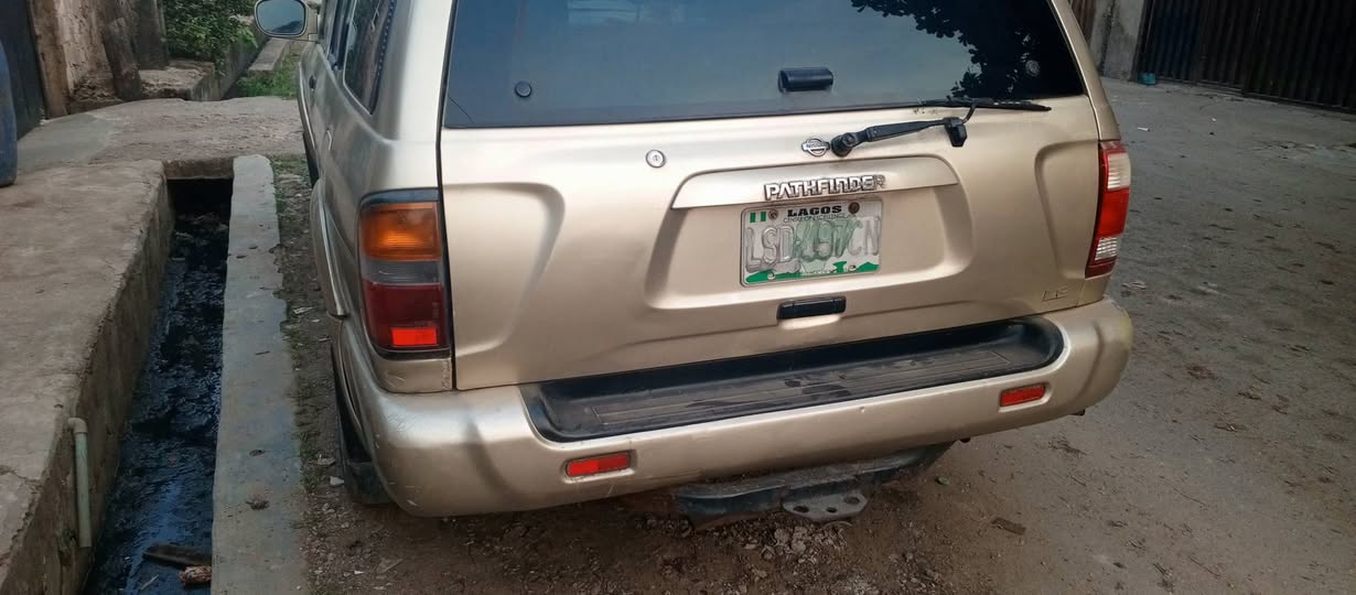 A picture of Working Nissan Pathfinder