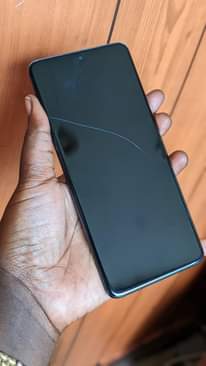 A picture of Samsung Galaxy S20 5g GB 128 ram 12 Android 13