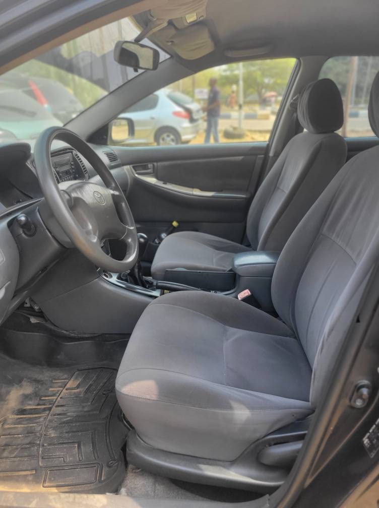 A picture of Toyota Corolla Bank type Manual drive