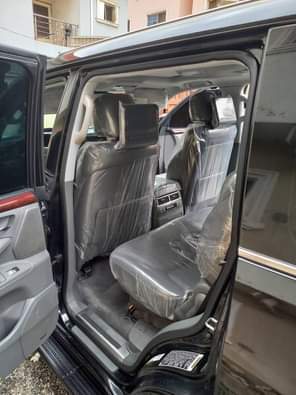 A picture of Lexus LX570 2010model upgraded to 2023model foreign used Accident free