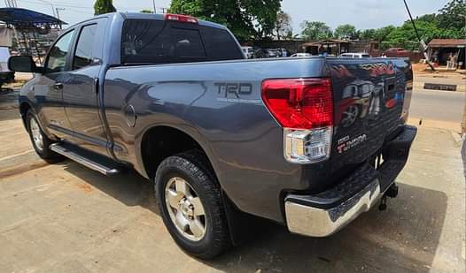 A picture of Toyota Tundra 2008