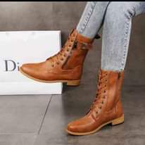 A picture of Boot shoes