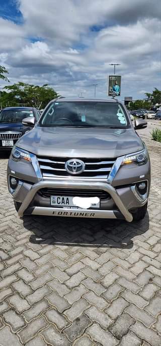 used toyota fortuner