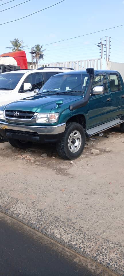 A picture of Hilux for sale 0783561320 Full ac Low mileage Engine 5L