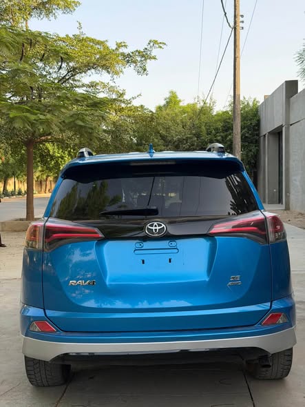 A picture of Toyota Rav4 2016