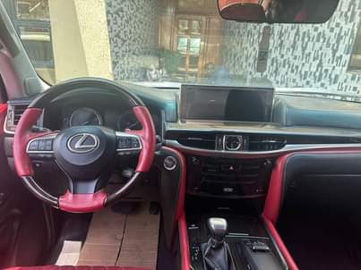 A picture of Crystal clean and fresh foreign used Lexus LX570 2019 fully