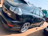 A picture of HARRIER push to start leather interior 2008 model.......2.4cc on.........sale.......swap barter.....allowed