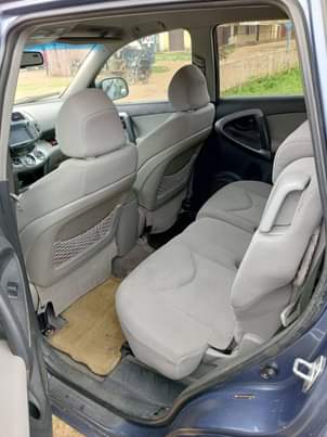 A picture of Distress Distress Distress Sale Clean Used Toyota RAV4 07 model