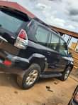 A picture of Toyota land cruiser 2008 prado the engine and gear is