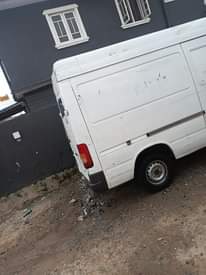 A picture of 2005 LT35 Volkswagen