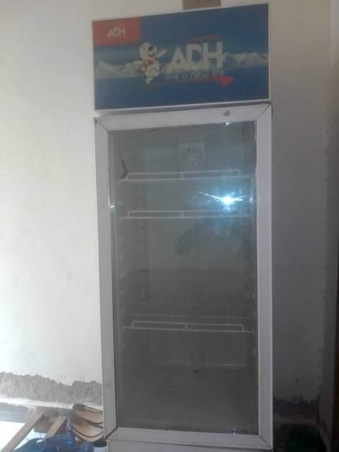 A picture of Display Fridge adh