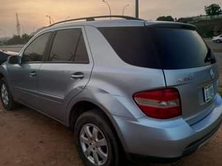 A picture of Benz ML359
