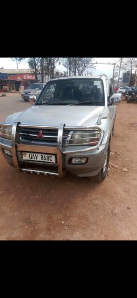 mitsubishi pajero