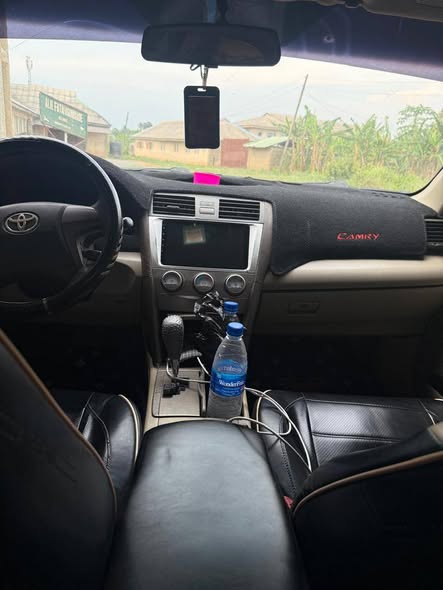 A picture of Toyota Camry LE