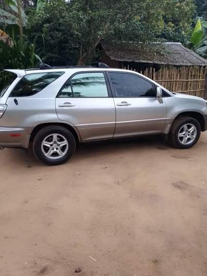 A picture of 2003 Lexus Rx 300