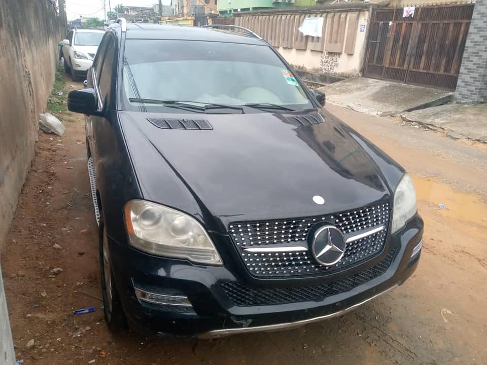 A picture of Destres ML350 2008 Benz nothing to fix Lagos deal 08083226399