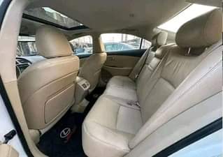A picture of LEXUS 350