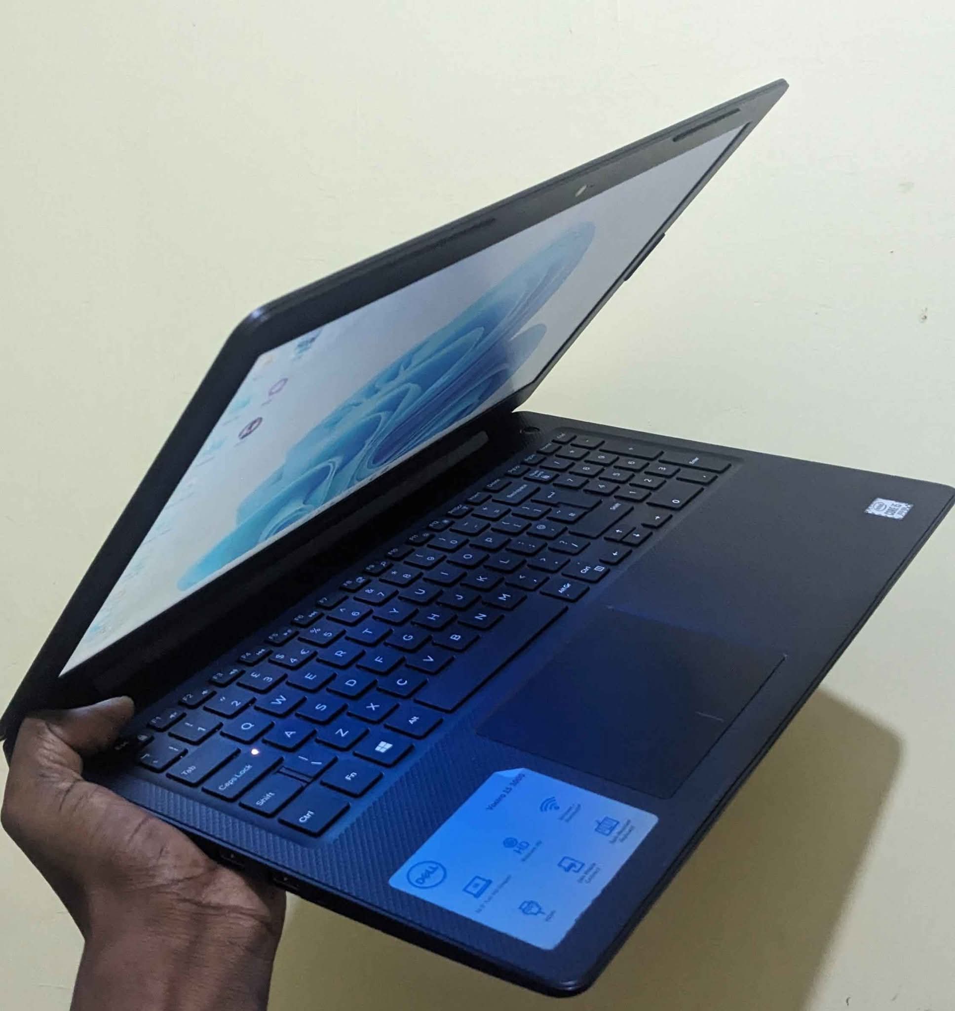 A picture of DELL VOSTRO 15 SLIM NOTEBOOK GEN10...600K