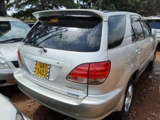 A picture of Toyota harrier