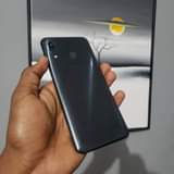 A picture of Samsung a30 gb64