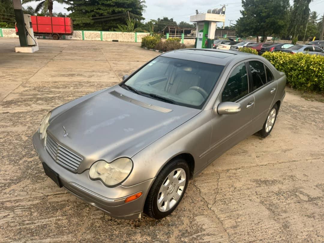 A picture of Benz C240