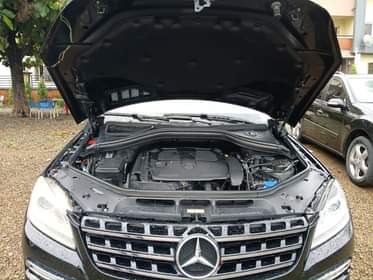 A picture of Direct Belgium 2012 Mercedes ML350 4matic Extremely sharp Absolute BB