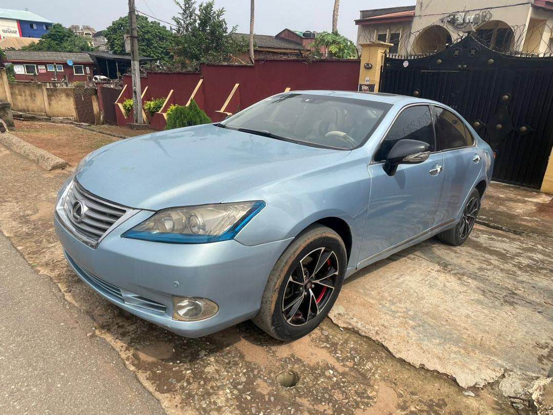 A picture of LEXUS ES350 010 Toks Grade