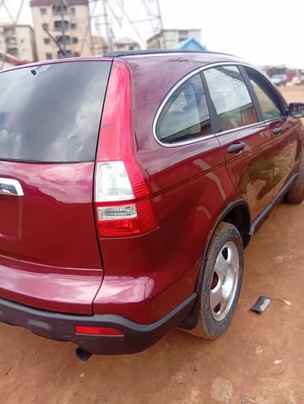 A picture of Honda CR V