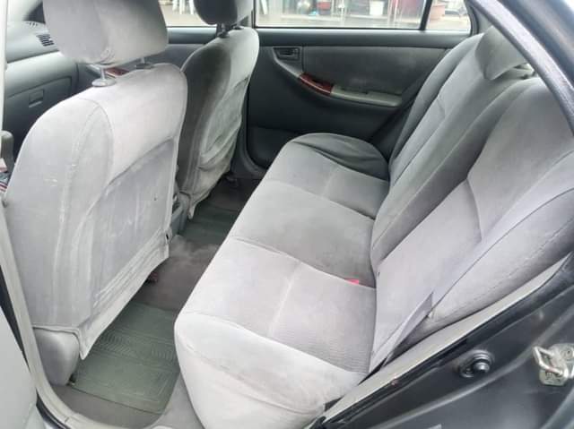 A picture of 2006 Toyota Corolla in very good condition sound engine gear