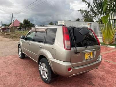 A picture of Extrail nzuri Sana imetunzwa mil 6.9 Dodoma mjini