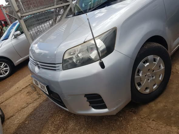 A picture of 2009 Toyota rumion
