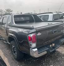 A picture of Toks car