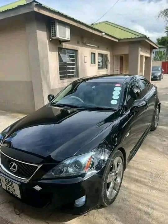 lexus