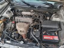 A picture of Clean 2000 model Toyota Camry buy and traveling clean in