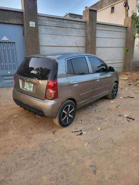 A picture of Car