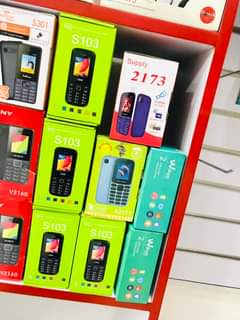 A picture of Mapesa phones at wholesale