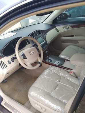 A picture of 2011 Toyota Avalon full option Keyless Price 9 5m Location