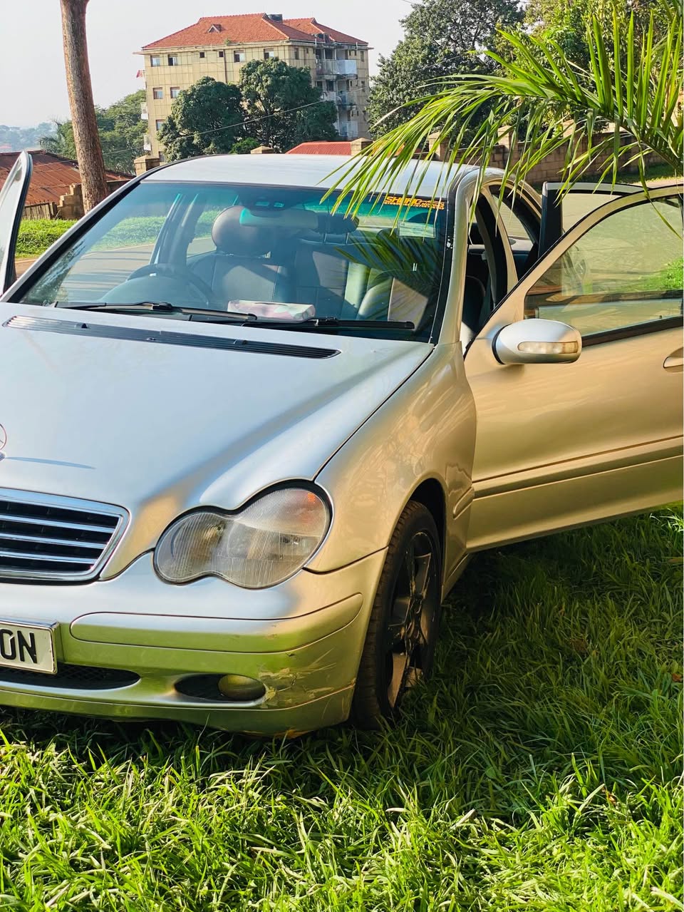A picture of Car