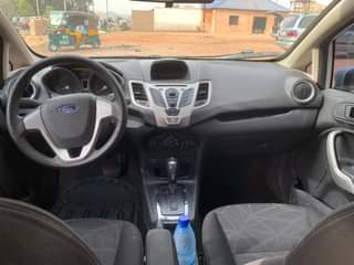 A picture of Distress sales Ford fiesta SE automatic transmission First body Belgium