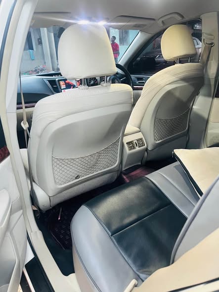 A picture of Subaru Outback 2010 20m 0706338271