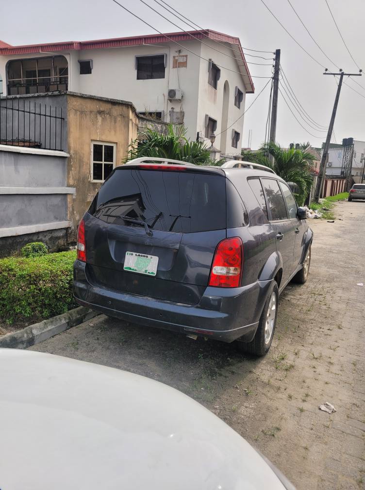 A picture of Nigerian Used Sangyang SUV