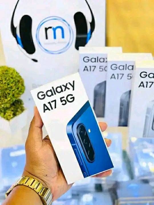 A picture of SAMSUNG GALAXY A17 5G BRAND NEW BOXED PACK SMARTPHONE 256GB
