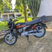 A picture of TV S 150 TSH 850 000 NIPIGIE 0778190178