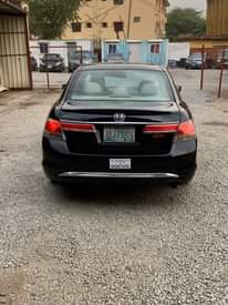 A picture of 2011 Honda Accord with slightly negotiatable price
