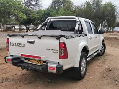 isuzu kb300