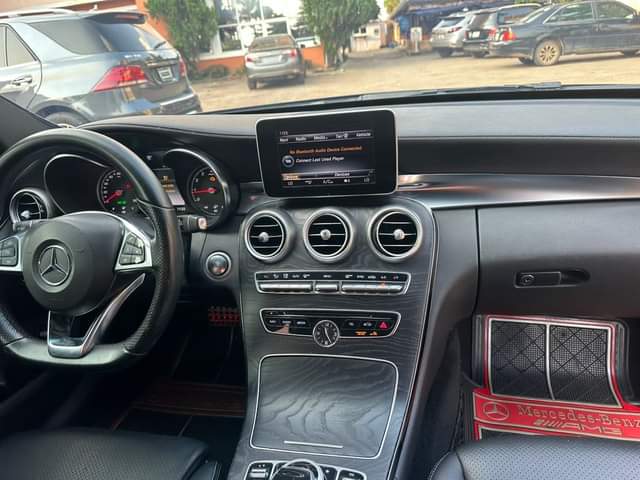 A picture of 2015 model Toks standard full option C300 distress sale 18m