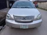 A picture of LEXUS RX 330 2004