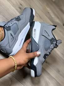 A picture of Jordan 4 
