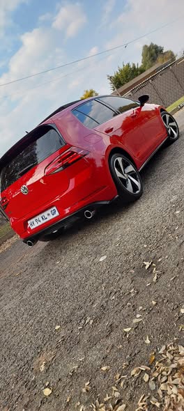 volkswagen golf gti